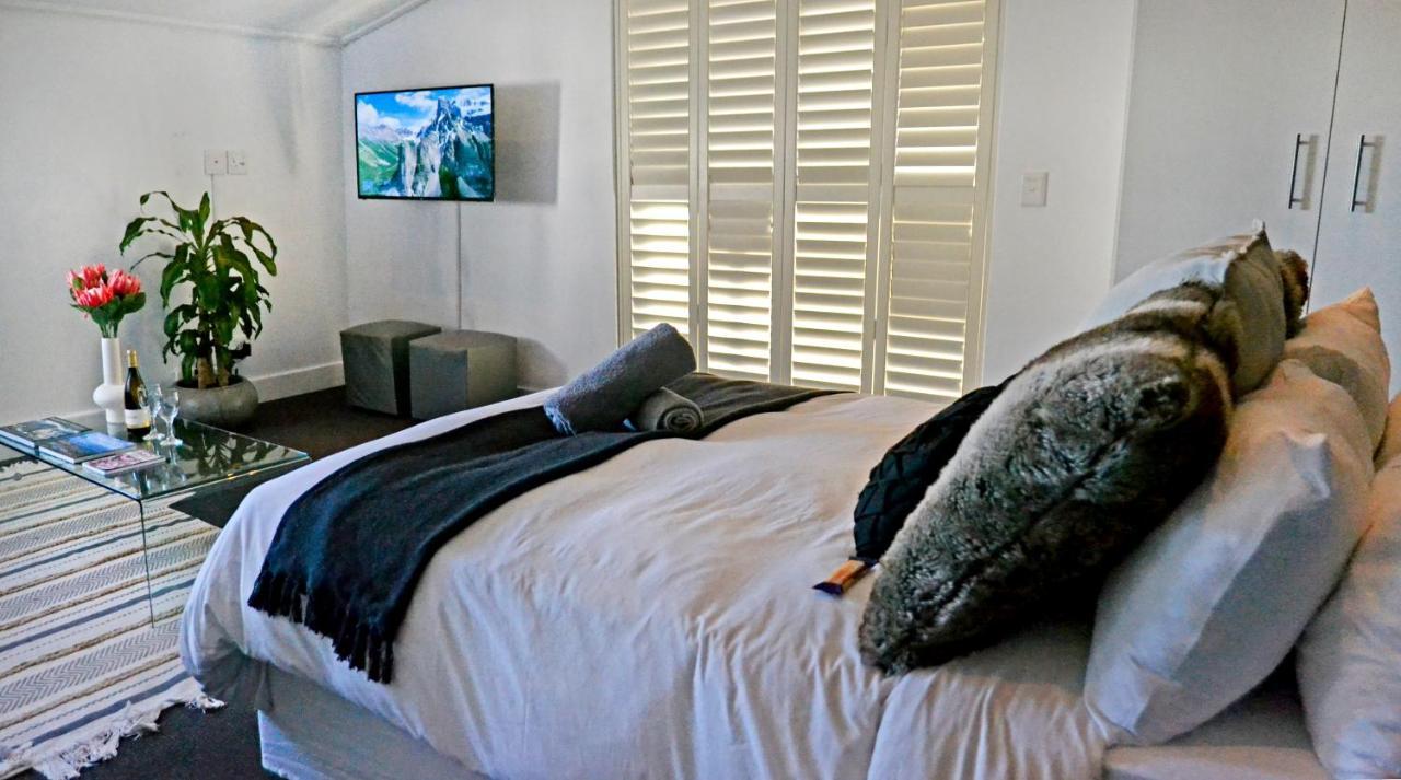 Central Mountain View Apartment, Hermanus Waterfront Exterior photo